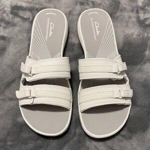 Clarks Coudsteppers White Slide Sandals Size 9